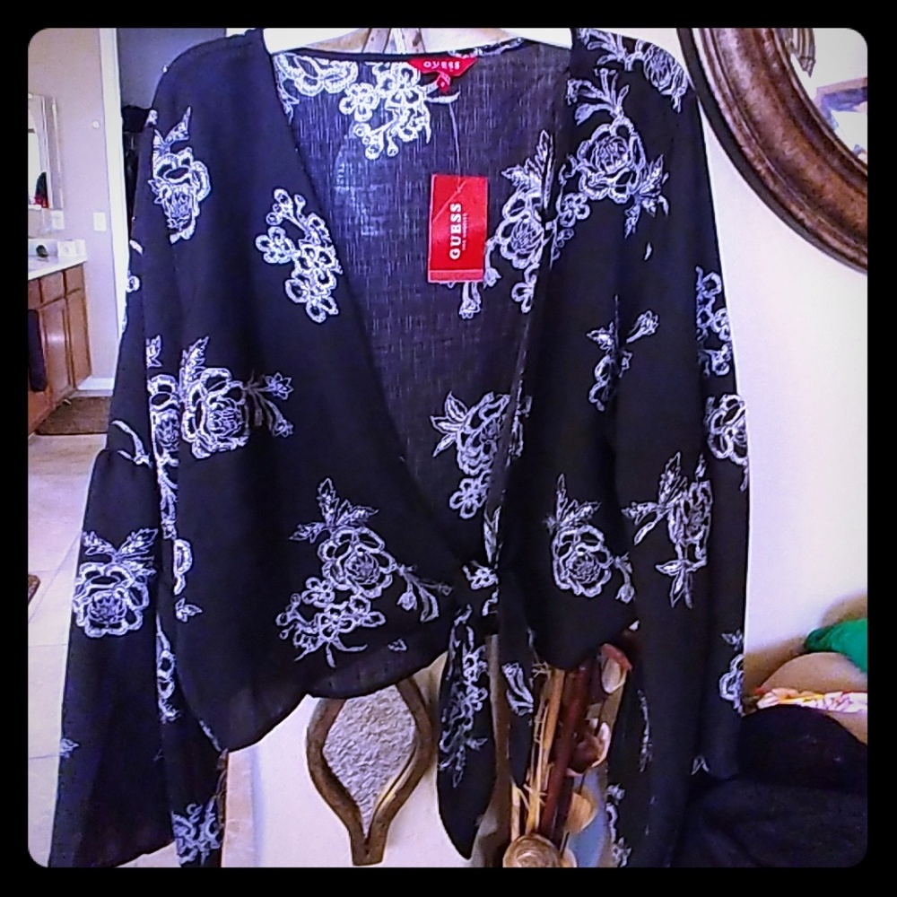 NWT GUESS Tie Front Crop Blouse